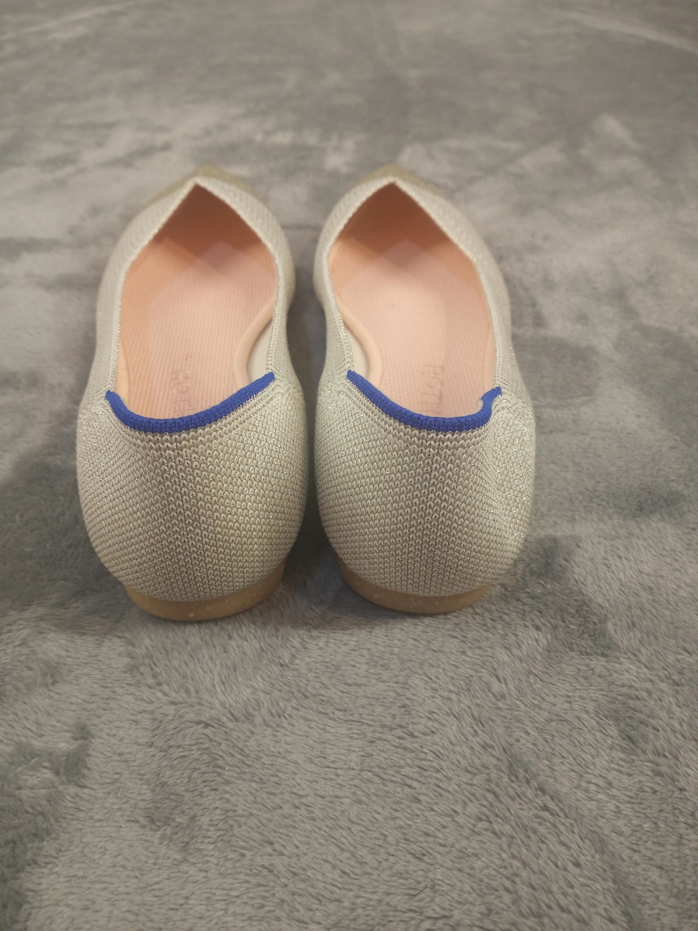 Rothy's Diamond Metallic Point Sparkle Pointed Toe Flat- Gold and Cream Size 7.5 - Picture 4 of 11